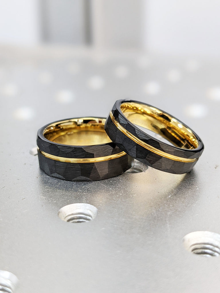 Men’s Tungsten Wedding Band Set – 6 mm & 8 mm Black Hammered Tungsten Rings with Yellow Gold Inlay, Comfort Fit Ring