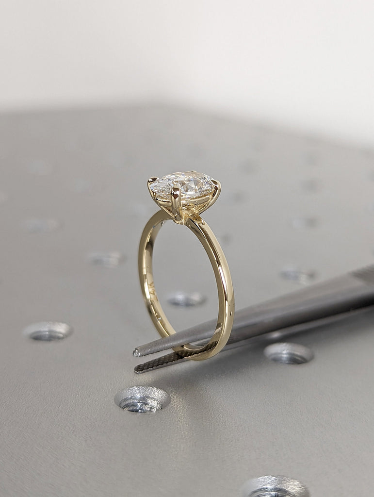 Oval cut Solitaire F Color VS1 Lab Diamond Wedding Ring: Available in 14K Gold, 18K Gold or Platinum