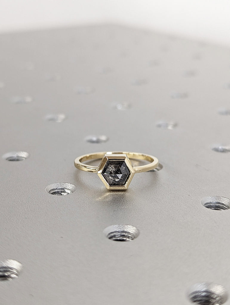 Bezel Raw Diamond, Salt and Pepper, Hexagon, Unique Engagement Ring, Rose Cut Geometric Diamond Ring, 18k Gold, East to West