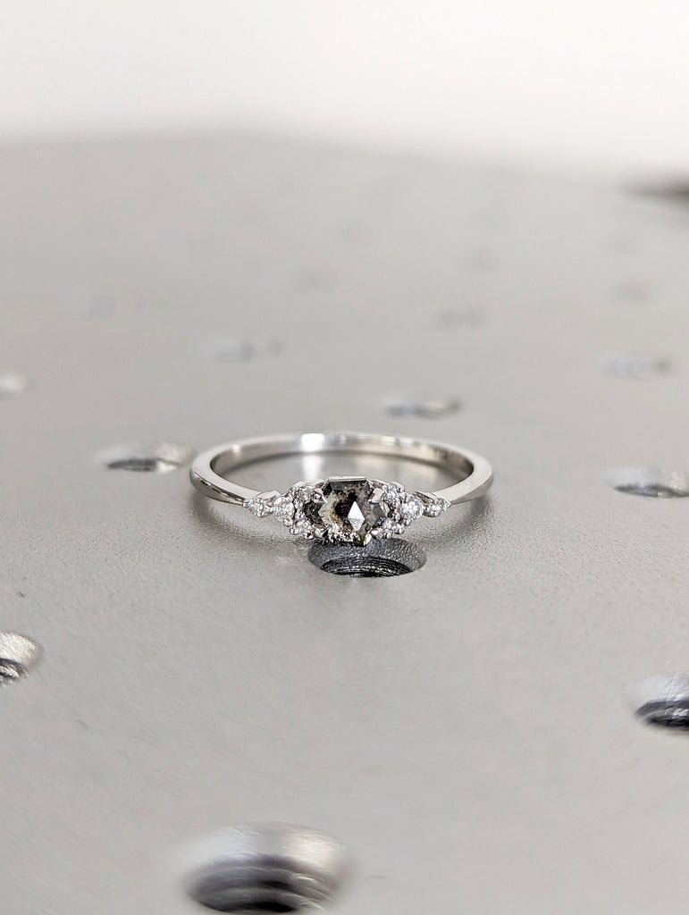 Hexagon Salt and Pepper Diamond Wedding Ring, Unique Diamond Wedding Band, Wedding Engagement Ring, Minimalist Diamond Ring