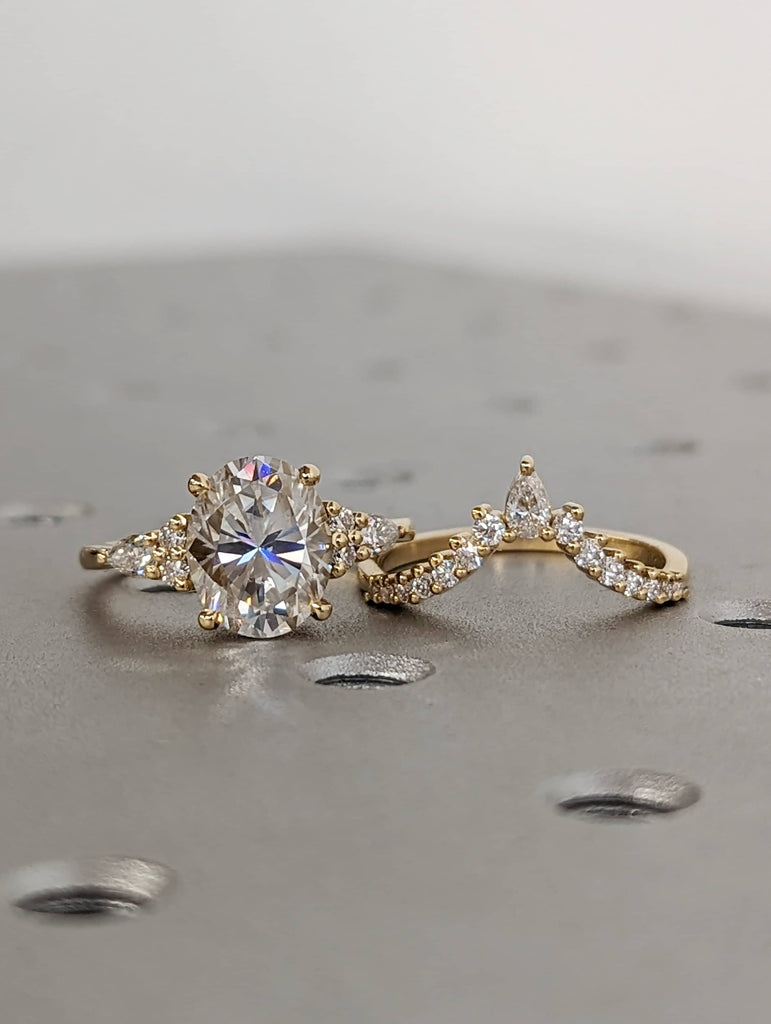 2.5ct Oval Lab Diamond Luxury 18K Yellow Gold Engagement Ring Set | Unique Pear Diamond Cluster Ring | Vintage Stacking Ring Bridal Jewelry