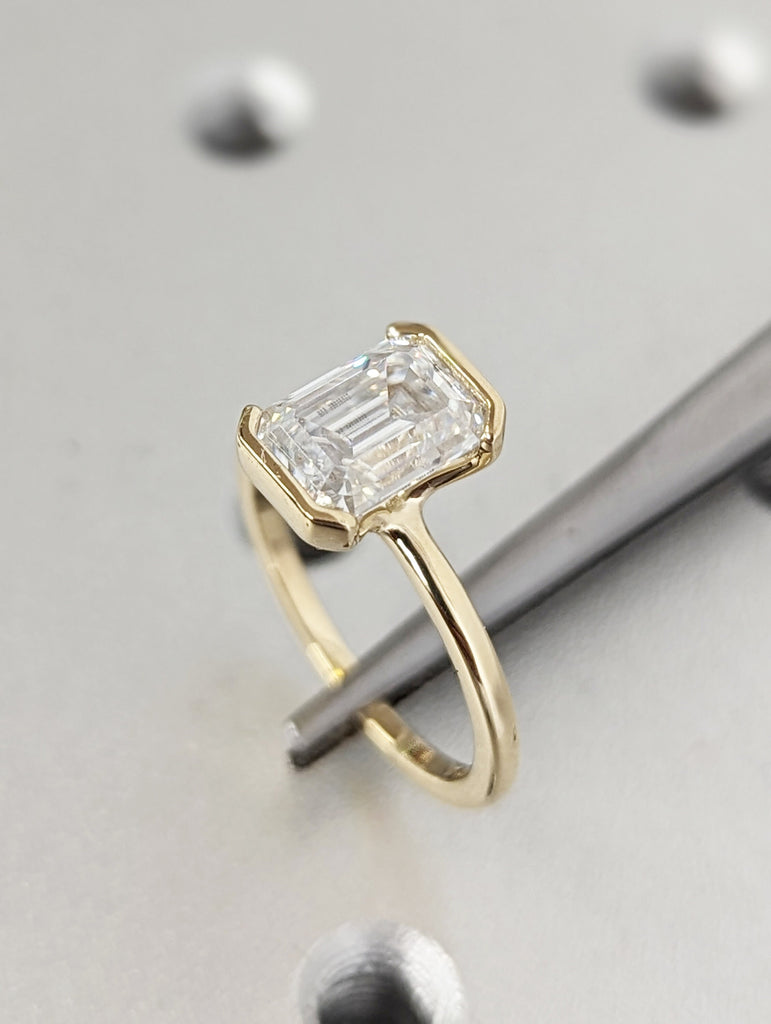 Emerald Cut 1.5 carat D-F Color VVS-VS Clarity Lab Created Diamond Solitaire Engagement Ring 14k Yellow Gold Floating Bezel Setting Art Deco