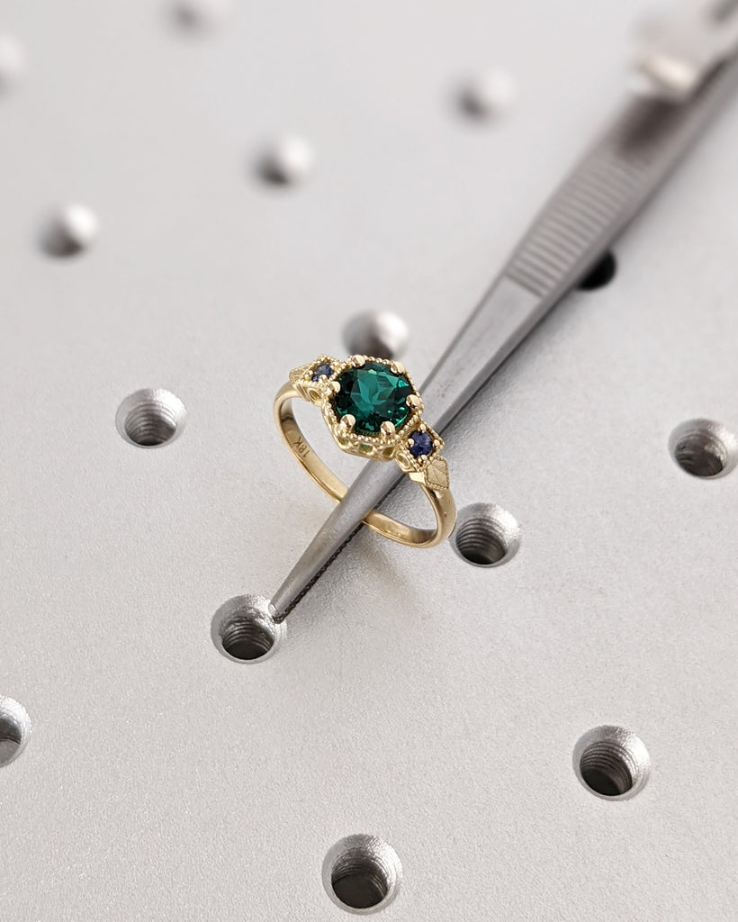 Emerald Ring Vintage Emerald Engagement Ring 18K Gold Ring Gift Unique Antique Wedding Promise Anniversary Ring For Her Birthstone Sapphire