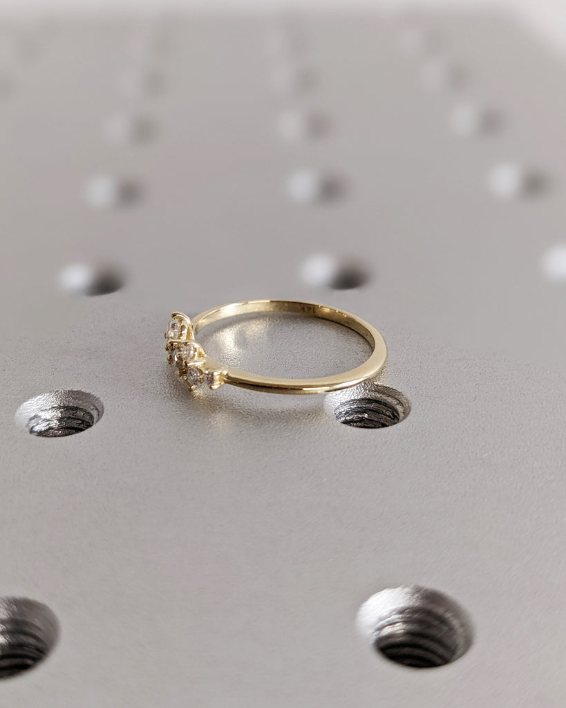 Unique Diamond Stackable Ring, Gift for Mom, Cluster Ring in 14K Gold, Diamond Cluster Ring, Dainty Diamond Wedding Band, Next Day Shipping