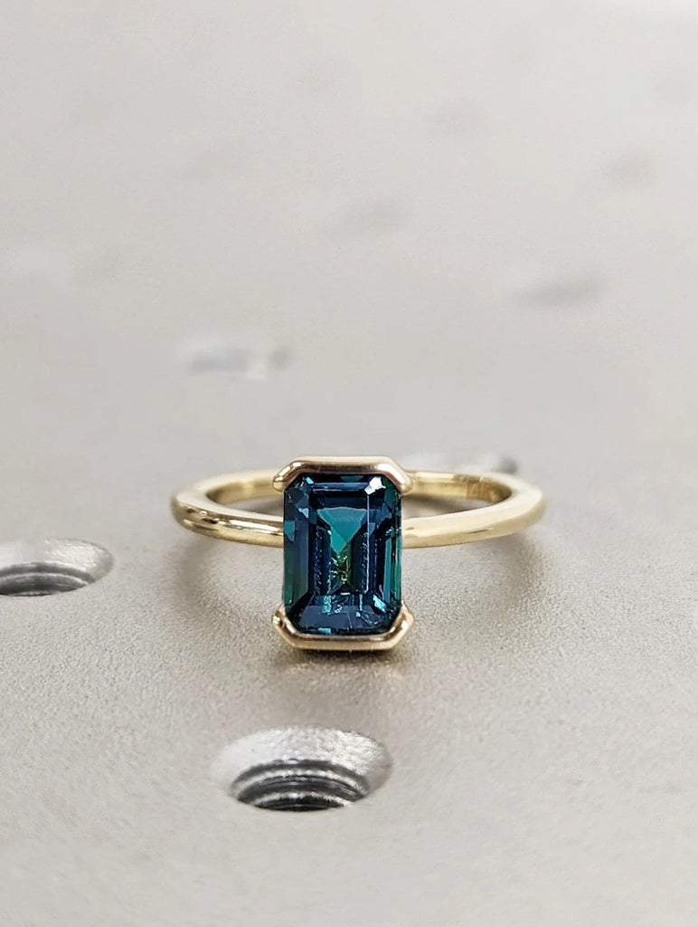 1CT Emerald Cut Teal Sapphire Engagement Ring, Floating Bezel Vintage Solitaire Blue-Green Montana Sapphire Wedding Anniversary Gift for Her