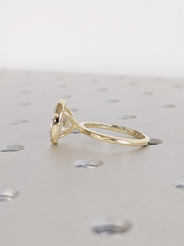 Bezel set Open Gallery Basket, Dainty Gold Ring for Her Sister Wife Mother Girlfriend