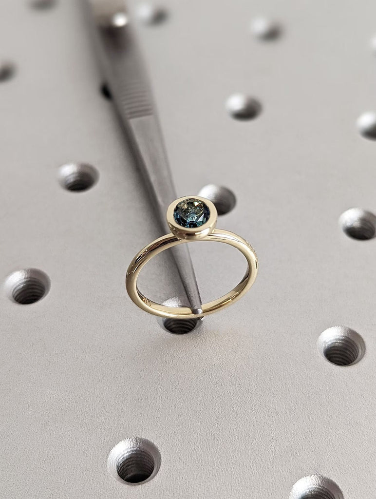 One of a Kind Montana Sapphire Ring, Blue Sapphire Diamond Cluster Ring, Vintage Inspired Blue Sapphire Engagement Ring, 14K Gold Green Teal