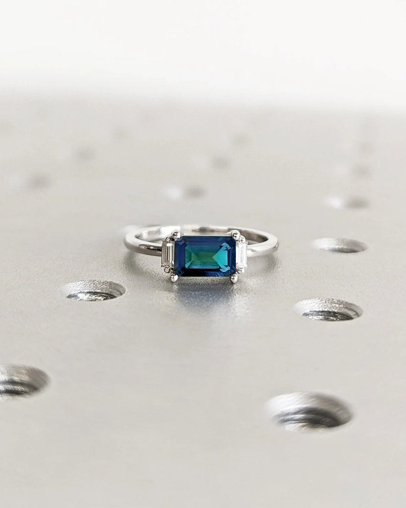 1CT Emerald Cut Teal Sapphire Engagement Ring, Montana Sapphire Vintage Diamond Baguette Blue-Green Peacock Sapphire Wedding Gift for Her