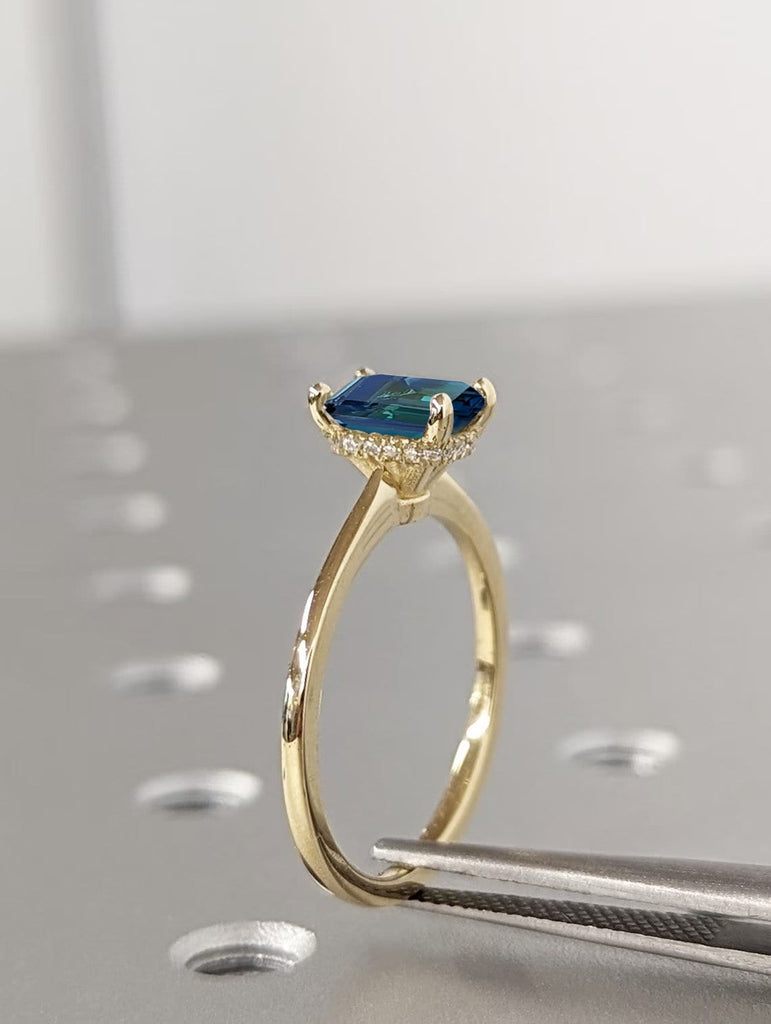 Emerald cut Peacock Sapphire Solitaire Women Wedding Anniversary Cocktail Ring | 14K 18K Gold Platinum Alternative Moissanite Bridal Jewelry