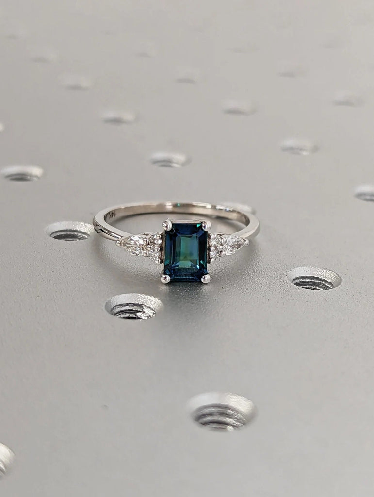 1CT Emerald Cut Teal Sapphire Engagement Ring, Double Prong Vintage Diamond Cluster Blue-Green Sapphire Wedding Anniversary Gift for Women