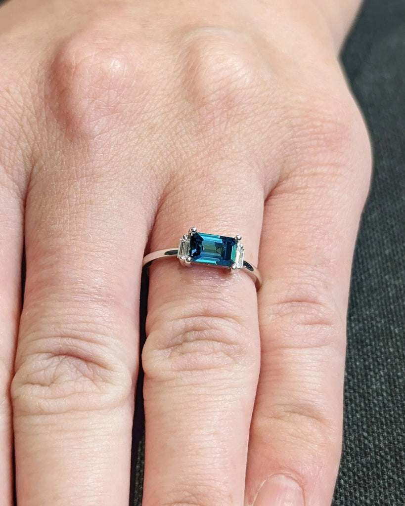 Natural Teal Sapphire and Diamond/Moissanite Engagement Ring, Emerald Cut Montana Sapphire, Peacock Sapphire Gemstone, Vintage Art Deco Ring