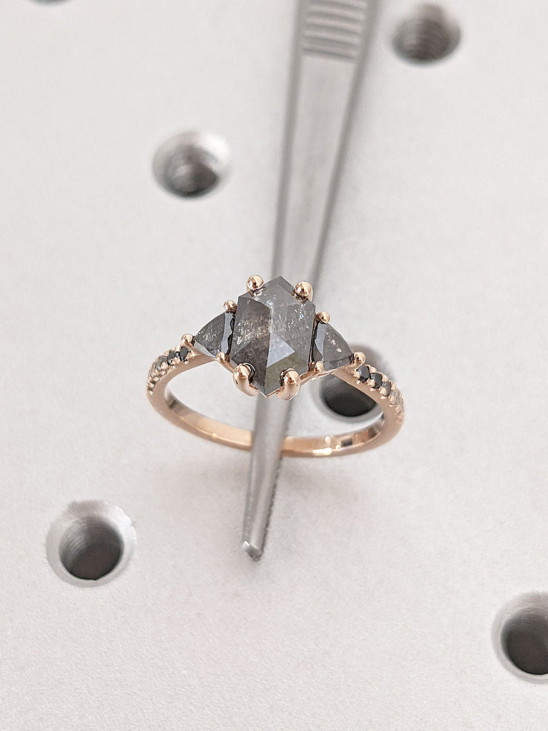 3 Stone Trilogy Salt and Pepper Galaxy Diamond Unique Proposal Ring for Her | 14K Rose Gold Ombre Diamond Wedding Band | Alternative Bridal Jewellery