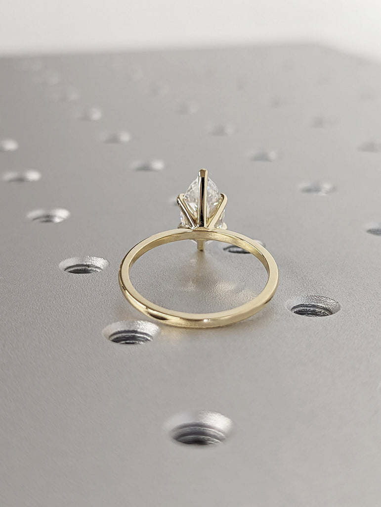 Pear Cut Diamond Engagement Ring, Pear Lab Grown Diamond Solitaire Engagement Ring, Wedding Ring, Anniversary Ring, 14K Gold, Minimalist