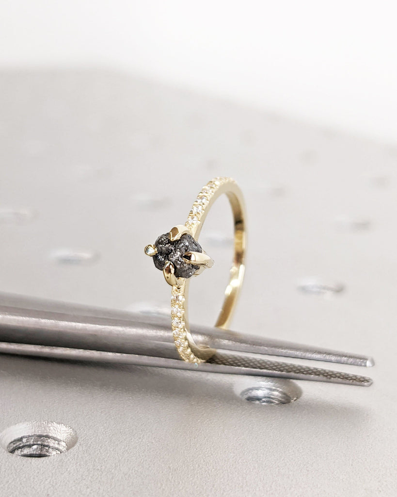 Galaxy Raw Salt and Pepper Diamond Ring- Rough Cut Diamond Engagement Ring- Unique Bridal Geometric Diamond Promise Ring- Half Eternity Band