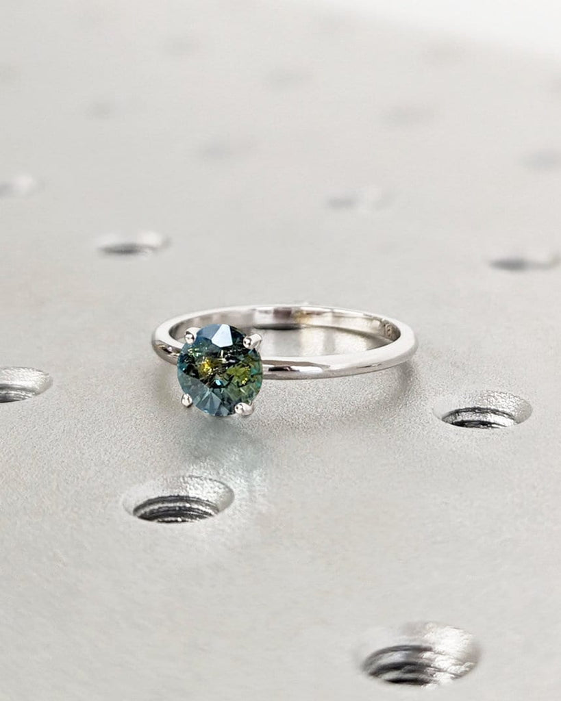 Round Cut Peacock Sapphire Engagement Ring, Blue Green Teal Sapphire Ring, Round Engagement Ring, 4 Prong Setting Solitaire Minimalist Ring