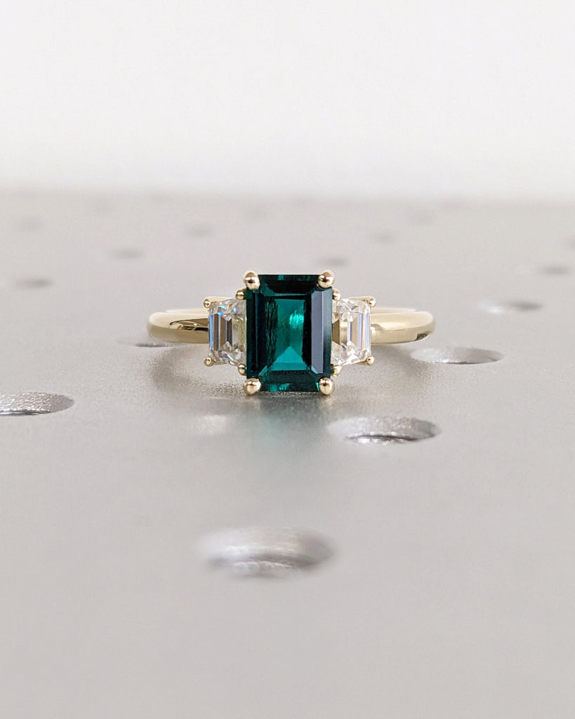 Vintage Style Green Emerald Engagement Ring, 14K Solid Gold, Emerald Cut Ring, May Birthstone Ring, Art Deco Wedding Ring, Trellis Gemstone