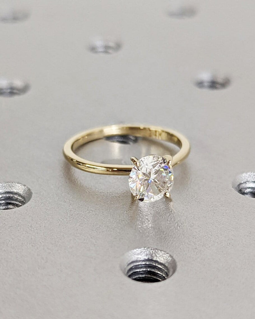 Round Cut Moissanite Engagement Ring, 4 Prong Solitaire Round Engagement Ring, Round Cut Ring, 14K Solid Gold Moissanite Wedding Bridal Ring