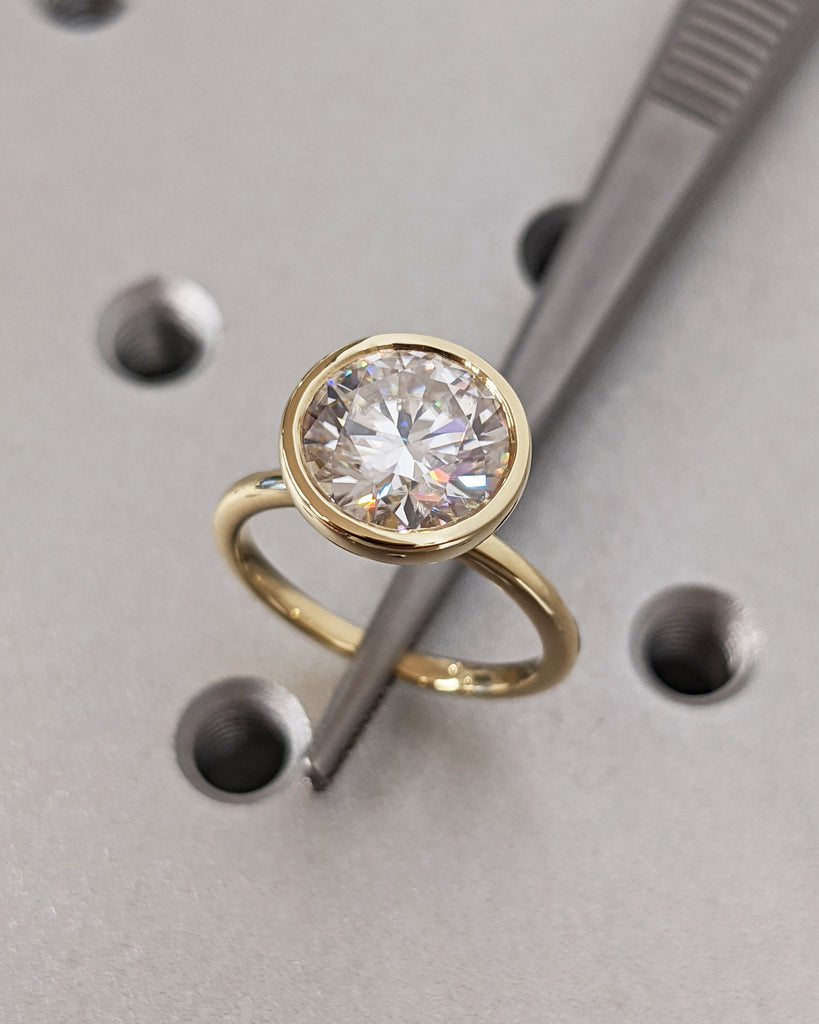 Round Bezel Solitaire Ring Lab Grown Diamond Engagement Ring Dainty Promise Bezel Ring Solitaire Bezel Ring Vintage Minimalist Full Eternity