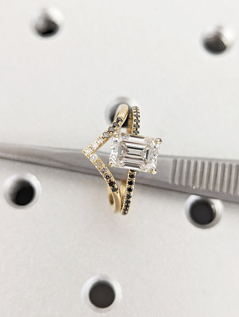 Vintage Moissanite Engagement Ring Set Unique Yellow Gold Engagement Ring Set Dainty Diamond Bridal Set Promise Ring Anniversary Gift