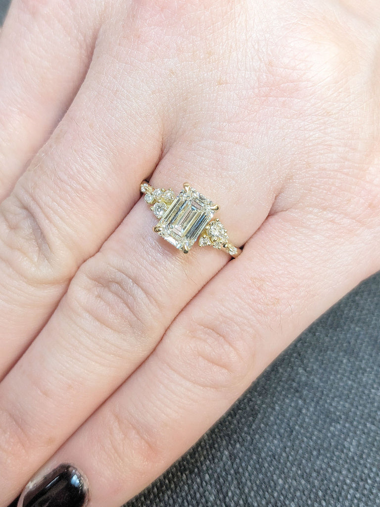 1.5ct Emerald cut CVD Lab Created Diamond Wedding Anniversary Ring for Wife | Unique Snowdrift Moissanite Cluster Proposal Ring | 14K 18K Solid Yellow Gold Band