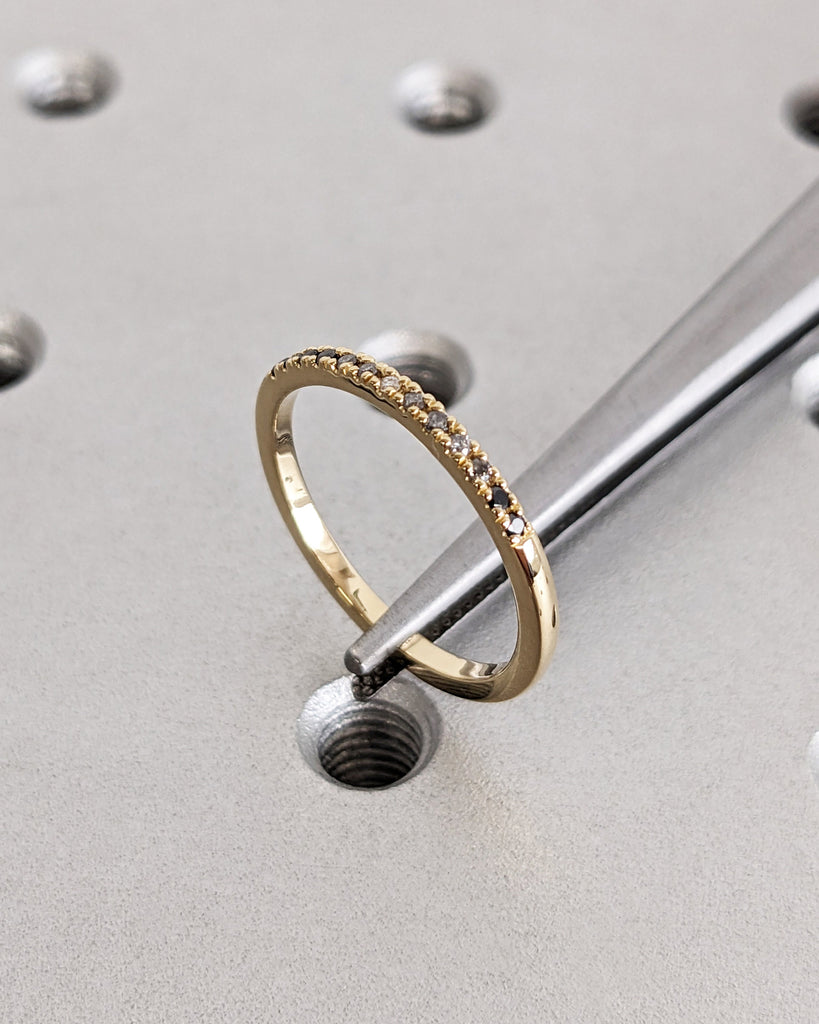 Thin Round Pavé Diamond Wedding Band, 18K Solid Yellow Gold Eternity Ring, Minimalist Ombre Matching Band, Diamond Engagement Stackable Ring