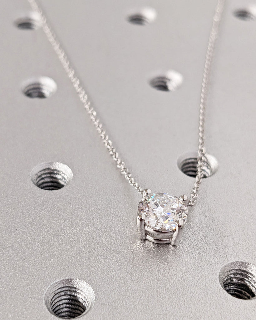 Brilliant Cut Round Solitaire Pendant Necklace / Round Cut Simulated Diamond Necklaces for Women / Solid Gold Necklace / Fine Bridal Jewelry