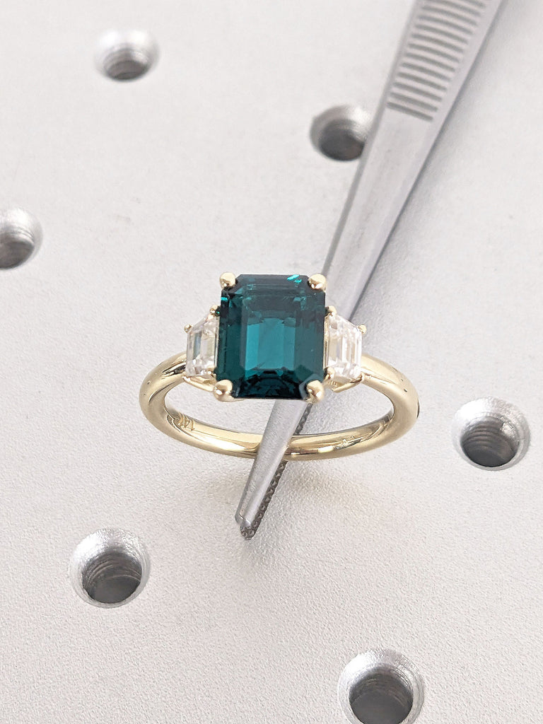 Emerald cut Green Lab Emerald 3 Stone Trilogy Women Engagement Cocktail Ring | Solid Gold, Platinum Moissanite Promise Ring Art Deco Jewelry