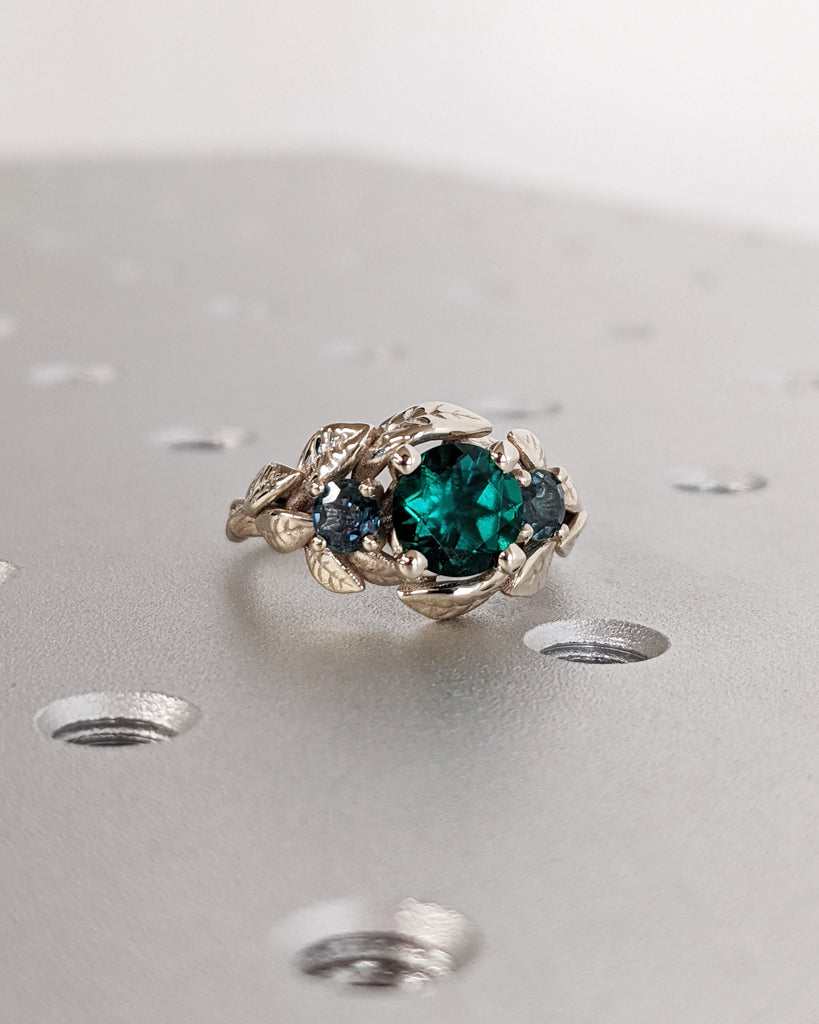 Nature Inspired Emerald Bridal Ring / Branch Emerald Engagement Ring / Leaf Emerald Engagement Ring / Art Deco / Trellis / Peacock Sapphire