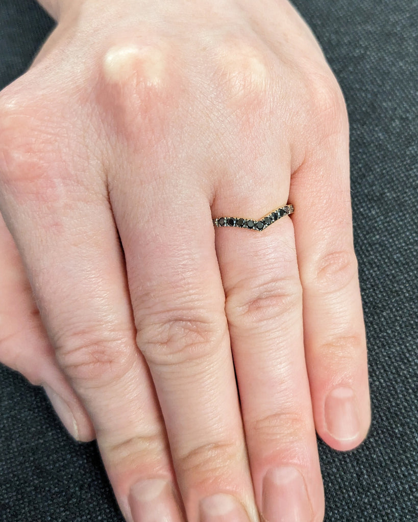 Black Diamond Wedding Band / Curved Wedding Band / Chevron V Ring / Solid Gold Stacking Ring / Vintage Filigree Matching Band Gift for Wife