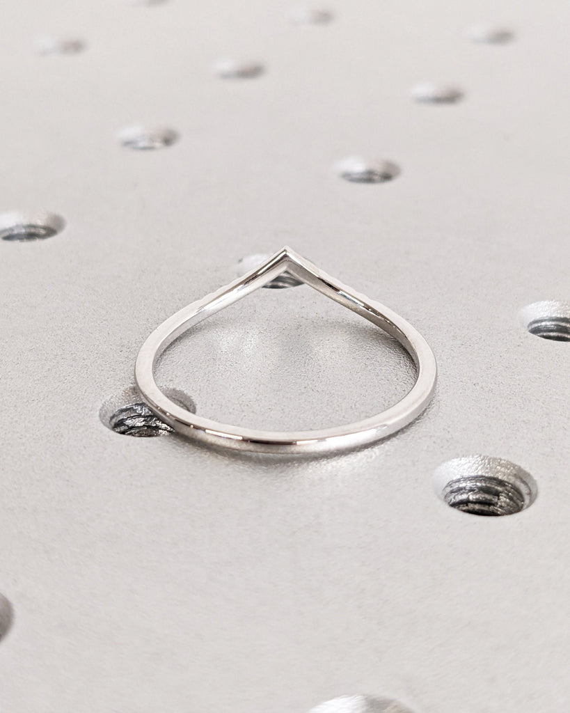 Round Cut Diamond Chevron Engagement Ring, 14K White Gold V Shaped Matching Wedding Band, Half Eternity Stacking Ring