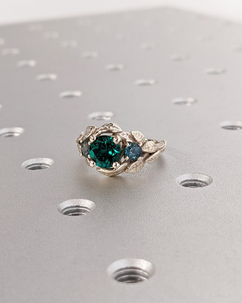 Nature Inspired Emerald Bridal Ring / Branch Emerald Engagement Ring / Leaf Emerald Engagement Ring / Art Deco / Trellis / Peacock Sapphire