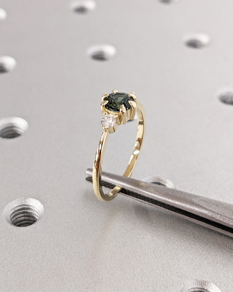 Natural Peacock Sapphire and Lab Grown Diamond Three Stone Ring | Round Sapphire Perfect Engagement Ring for Her | Dainty Yellow Gold Ring