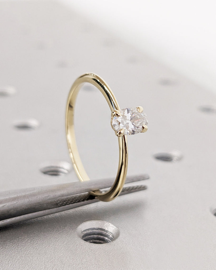 Oval Moissanite Solitaire Engagement Ring, Tapered Band Thin Ring, Oval Cut 14K Solid Gold Minimalist Wedding Ring, Unique Anniversary Gift