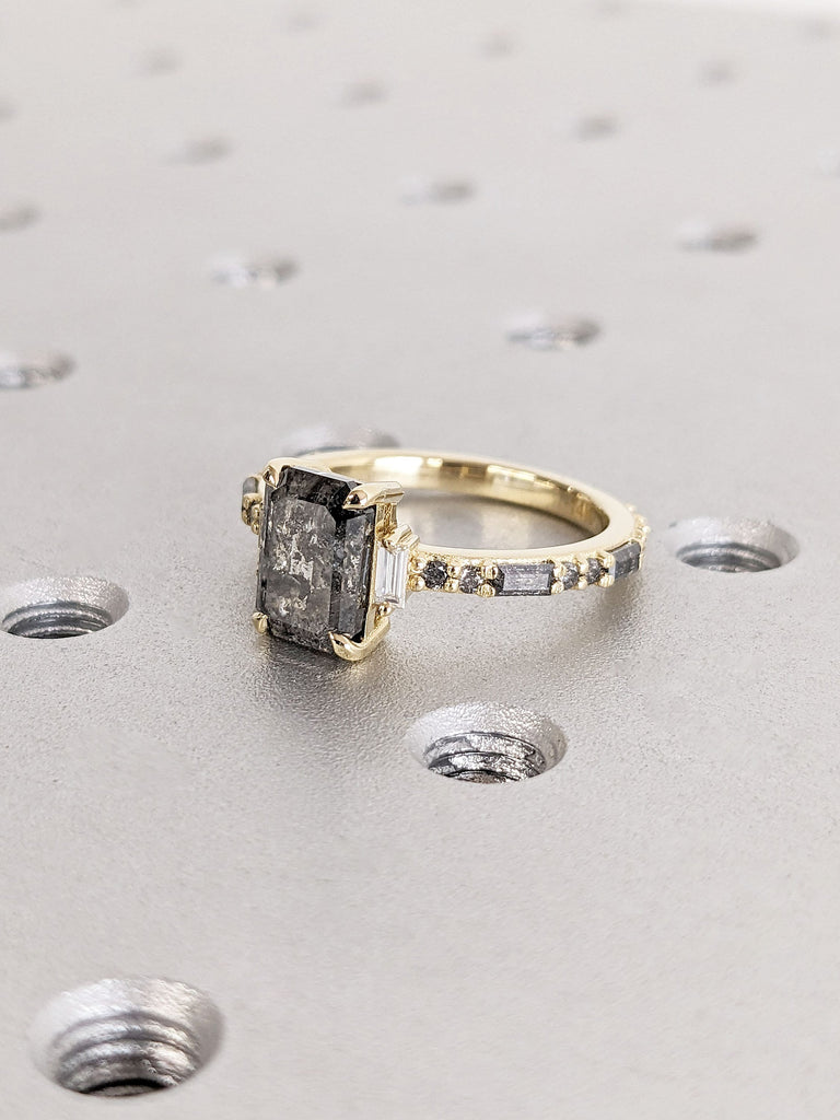 Raw Salt and Pepper Galaxy Diamond Woman Engagement Ring | Cocktail Ring | Unique Proposal Ring | Solid Gold Diamond Ring | Anniversary Ring