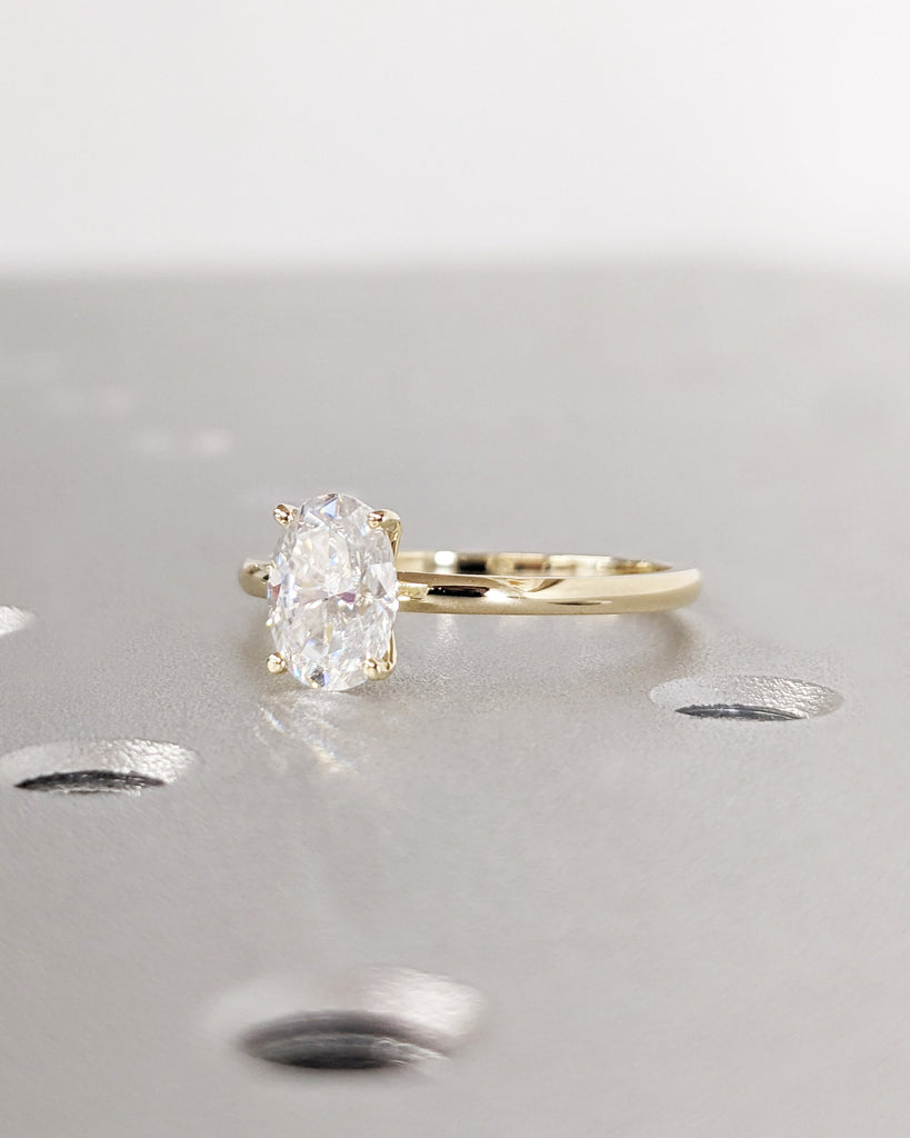 Oval Cut Moissanite Engagement Ring, 4 Prong Solitaire Oval Engagement Ring, Oval Cut Ring, Solid Gold Ring, Oval Moissanite Minimalist Ring