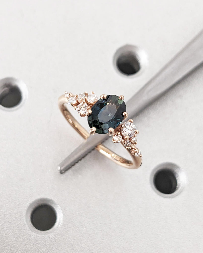 Blue Green sapphire ring. Peacock engagement ring. Oval Teal sapphire ring. 14k 18k rose gold engagement ring. Cluster diamond ring Art deco