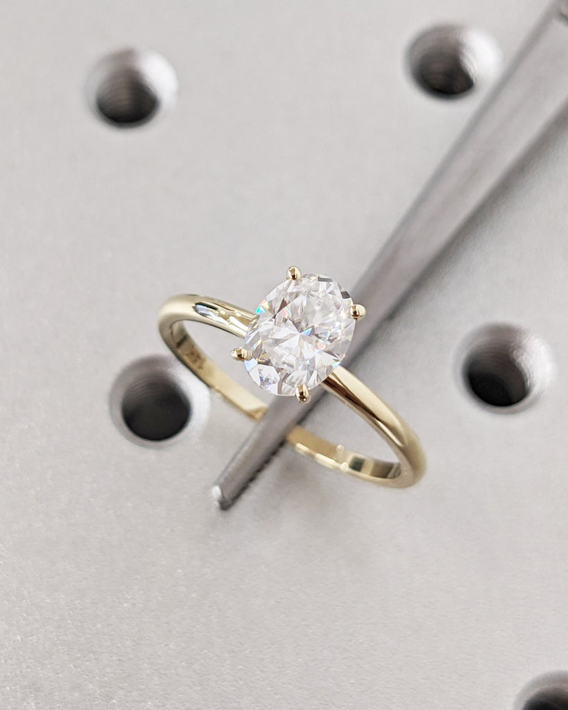 Oval Cut Moissanite Engagement Ring, 4 Prong Solitaire Oval Engagement Ring, Oval Cut Ring, Solid Gold Ring, Oval Moissanite Minimalist Ring