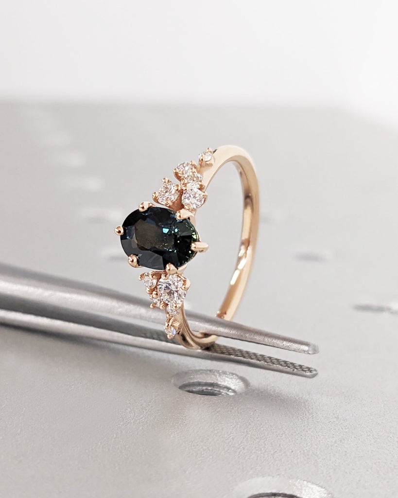 Blue Green sapphire ring. Peacock engagement ring. Oval Teal sapphire ring. 14k 18k rose gold engagement ring. Cluster diamond ring Art deco