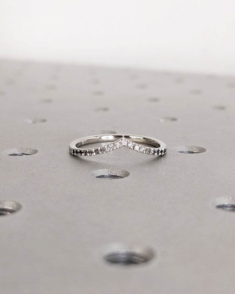 Vintage Diamond Wedding Band | Platinum Round Ombre Diamond Matching Band | Stacking Curved Wedding Band Unique Anniversary Ring Bridal Ring