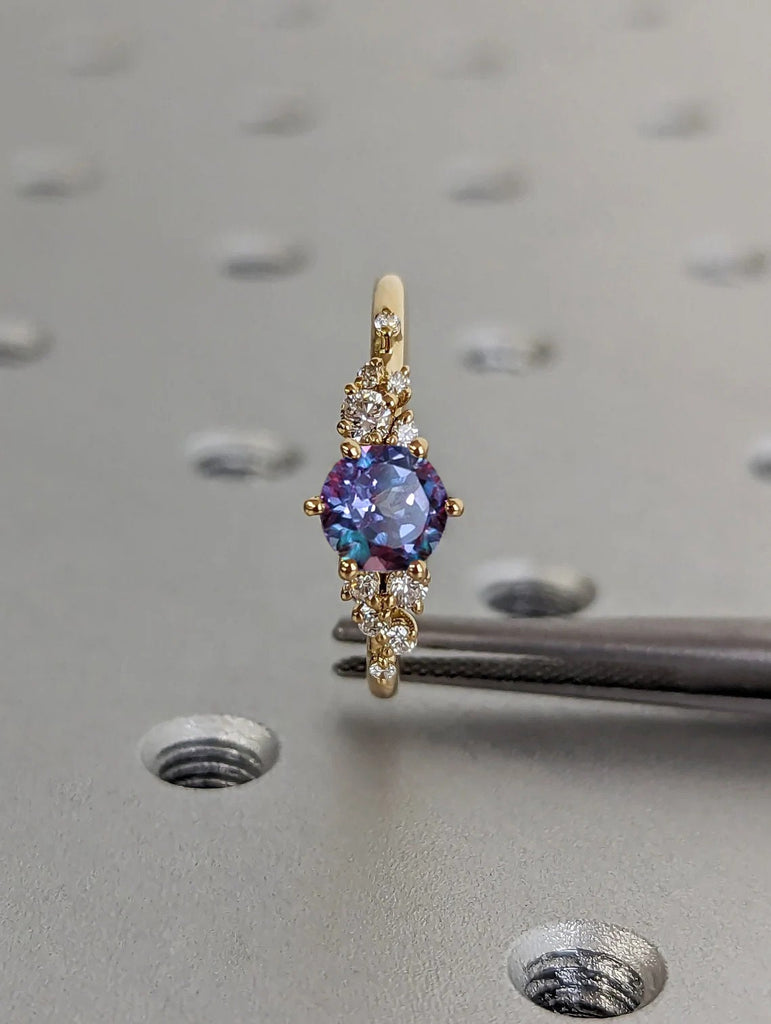 Vintage Round cut Alexandrite Engagement Ring | 18K Yellow Gold Ring | Unique Snowdrift Diamond Cluster Promise Ring | Wedding Ring for Her