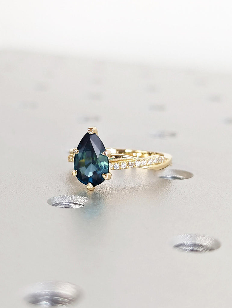 Teal Sapphire Engagement Ring, Yellow Gold Sapphire Ring, Pear Cut Blue Green Peacock Sapphire Ring, Vintage Diamond Twist Band, Bridal Ring