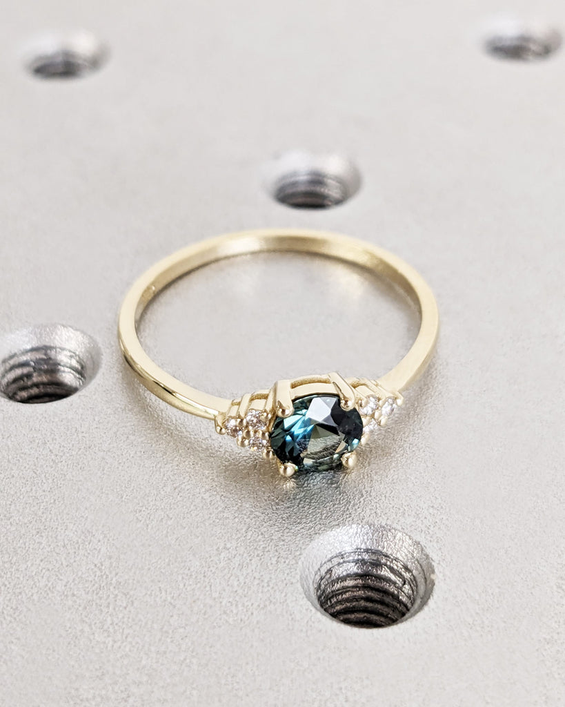 Vintage Teal Sapphire Engagement Ring Round Cut | Antique Rose Gold Peacock Sapphire Wedding Ring | Round Diamond Cluster Anniversary Ring