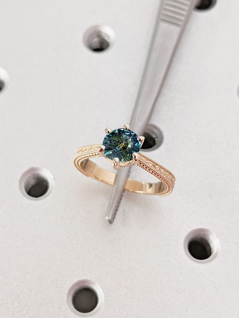 Natural Peacock Sapphire Wedding Anniversary Ring | Round cut Ring | Vintage Sapphire Engagement Ring | Milgrain Gold Band