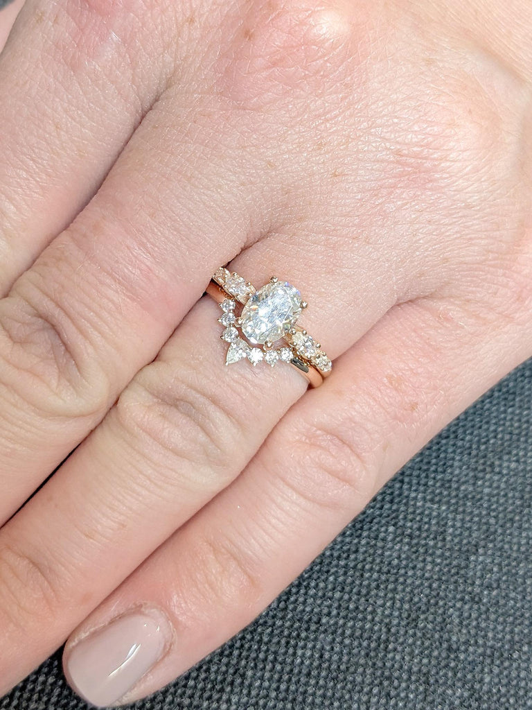 1, 1.5, 2ct Moissanite Engagement Ring Set | Vintage Engagement Ring | Oval cut Moissanite Ring | Antique Crown Ring | Diamond Cluster Ring