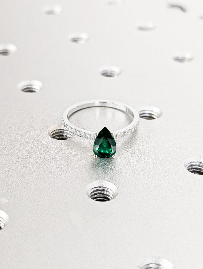 Classic Style Lab Emerald Pear Engagement Ring, Pear Cut Emerald Ring, White Gold Emerald Ring, Dainty Band, Accent Round Diamond/Moissanite