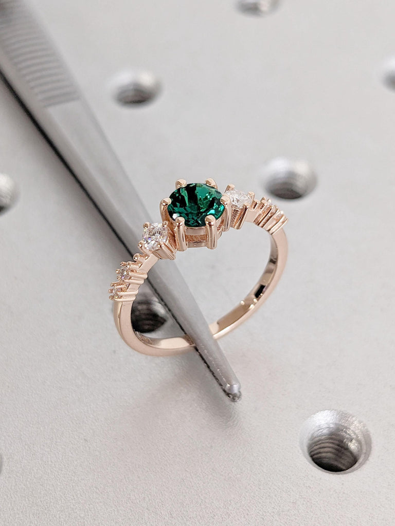 Perfect Emerald Diamonds Engagement Ring for Wife to Be | Round cut Green Emerald Wedding Ring | Lab Diamond Cluster Promise Ring