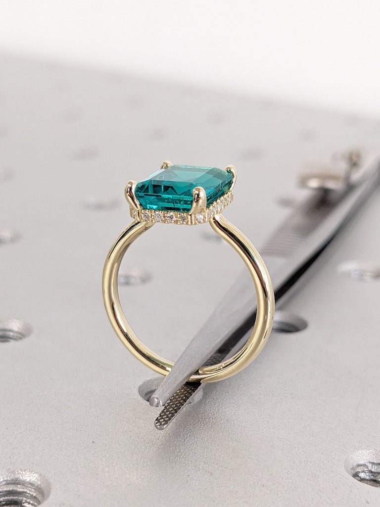 3CT Colombian Teal Lab Grown Emerald Unique Proposal Ring | Simple Promise Ring | Diamond Halo Ring | Green May Birthstone | Cocktail Ring