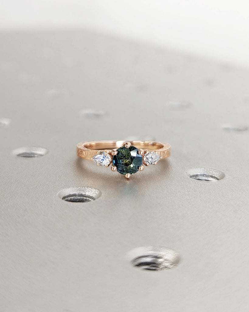 Peacock Sapphire Rose Gold Promise Ring | Round Engagement Dainty Sapphire Ring | Art Deco Green Gemstone Statement Ring | Anniversary Gift