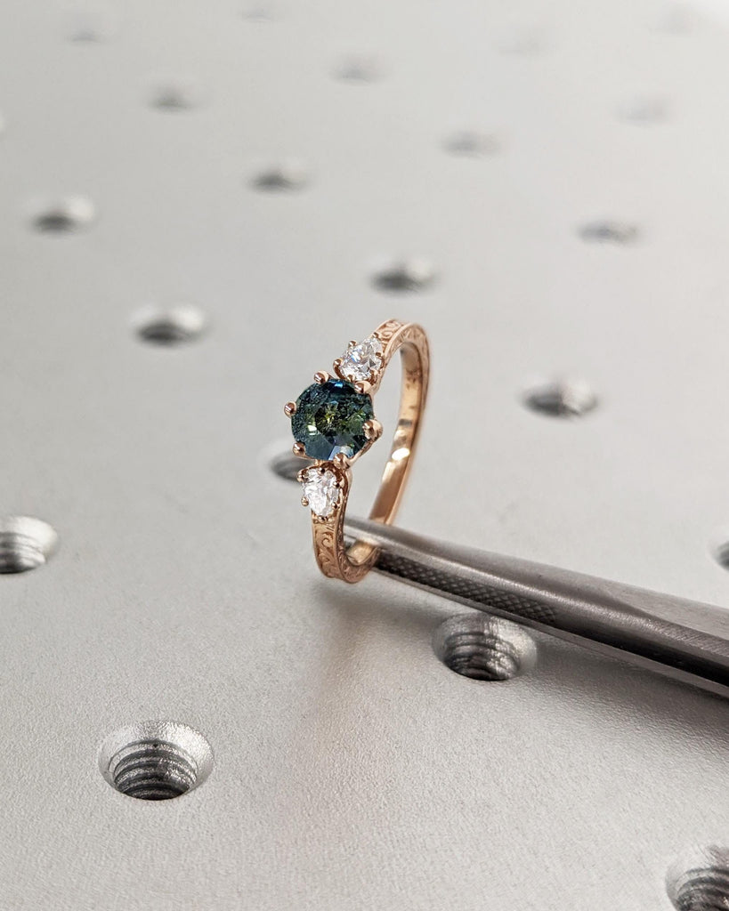 Peacock Sapphire Rose Gold Promise Ring | Round Engagement Dainty Sapphire Ring | Art Deco Green Gemstone Statement Ring | Anniversary Gift