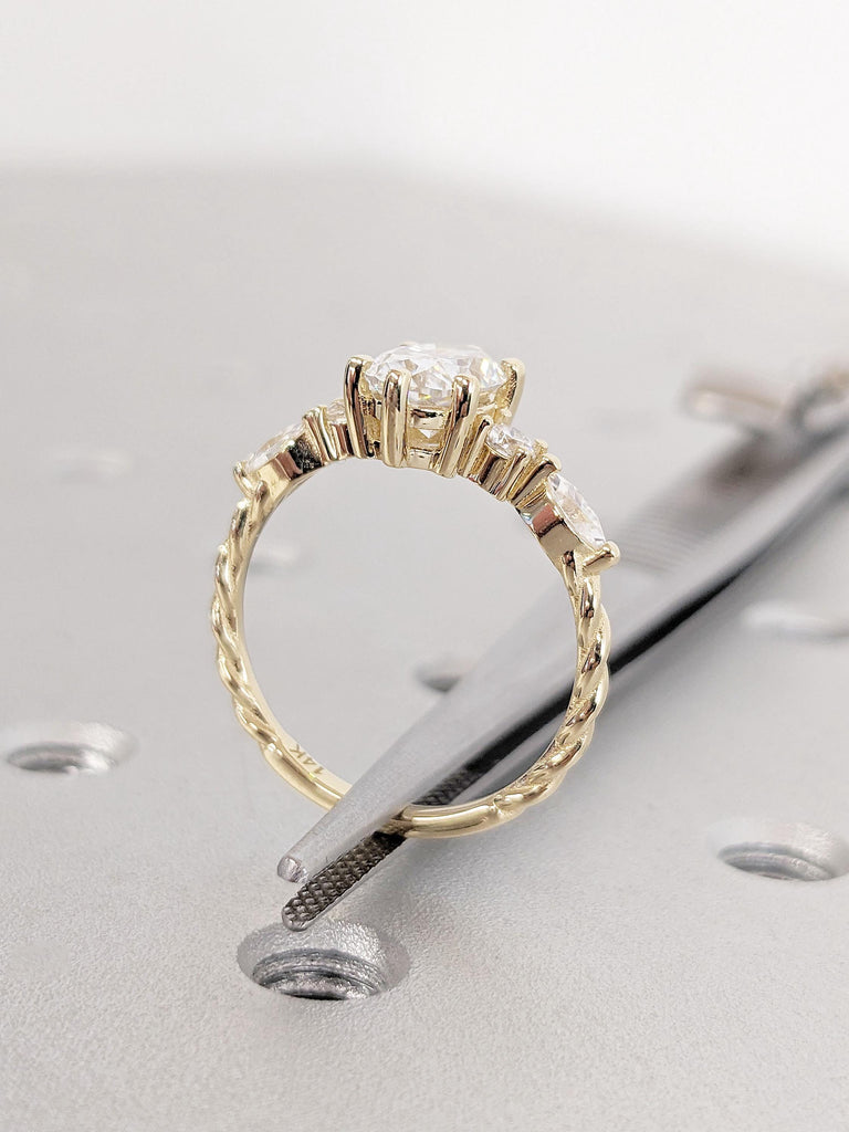 Unique Twist Band Engagement Ring, Oval Lab Diamond Engagement Ring, Oval Promise Ring, Gold Twisted Ring, Marquise Round Diamond/Moissanite